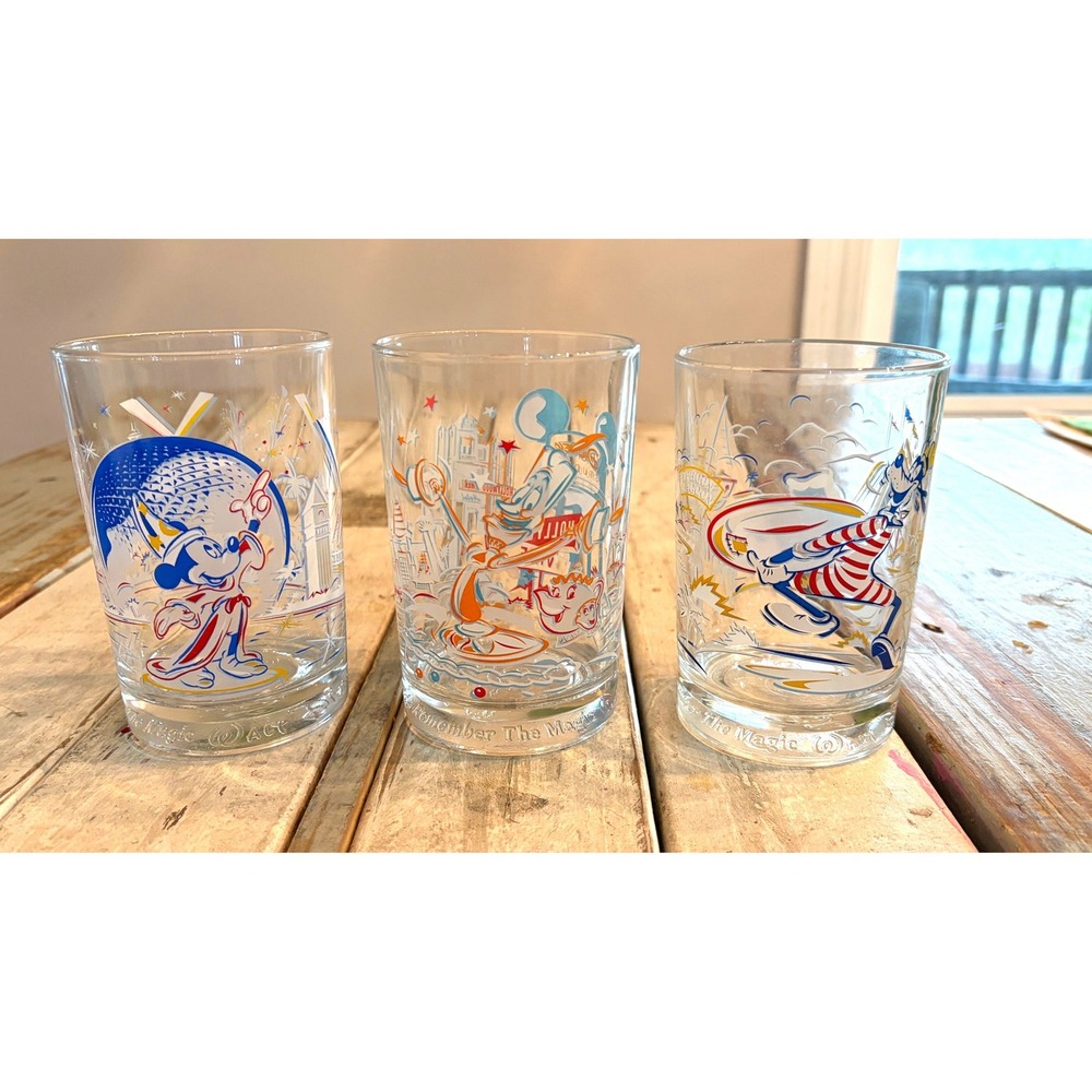 Vintage Walt Disney World Remember the Magic Glasses Set 3 Mickey Donald Goofy